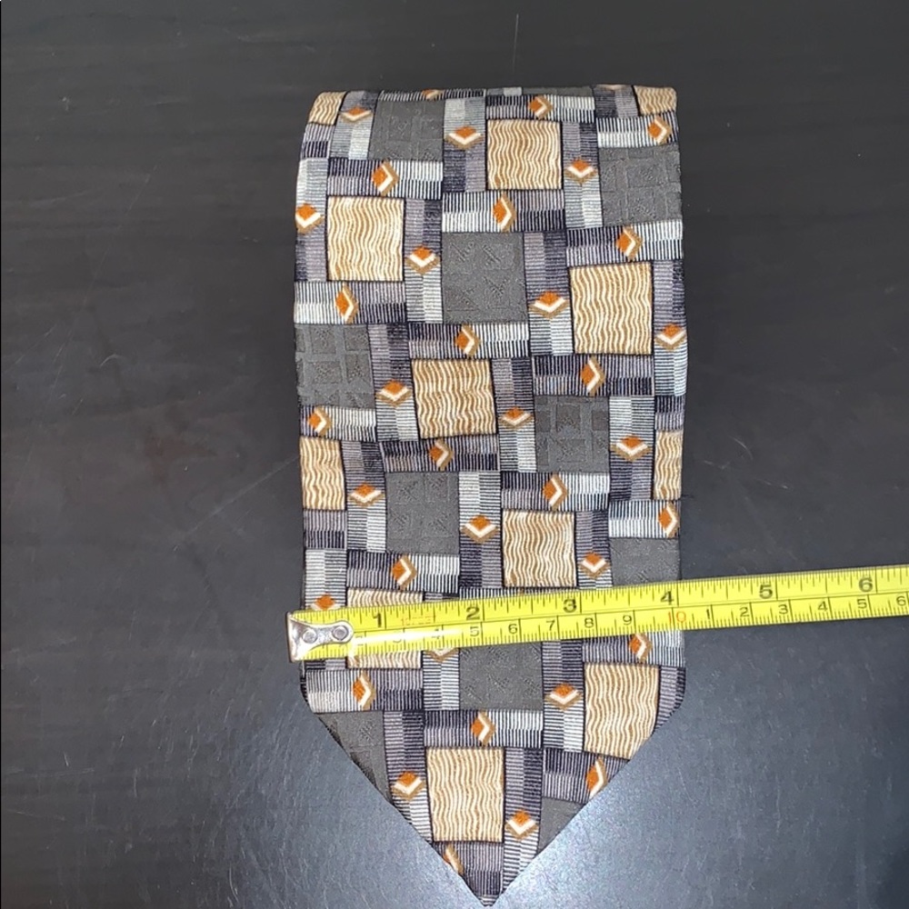 Pierre Balmain Tie